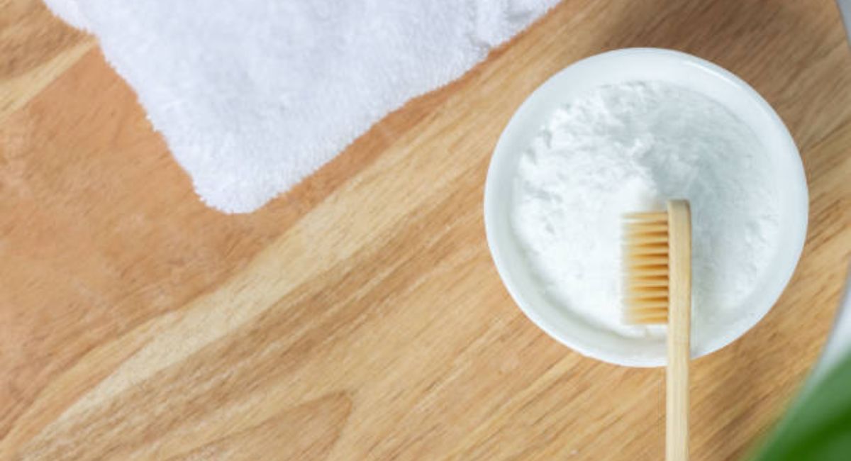 Can we Use Baking Soda to Brush Your Teeth? Shocking Truth 2 can-we-use-baking-soda-to-brush-your-teeth