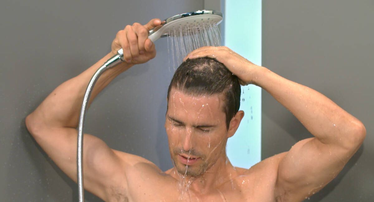 Hot or Cold Shower for High Blood Pressure – Which One Works Best 2 hot-or-cold-shower-for-high-blood-pressure