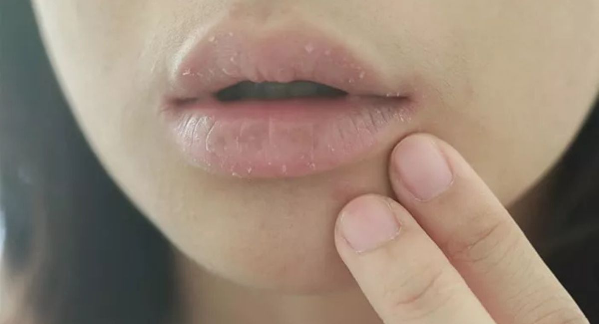 How to Make Scrub for Lips at Home – Easy & Powerful Guide 2 how-to-make-scrub-for-lips-at-home