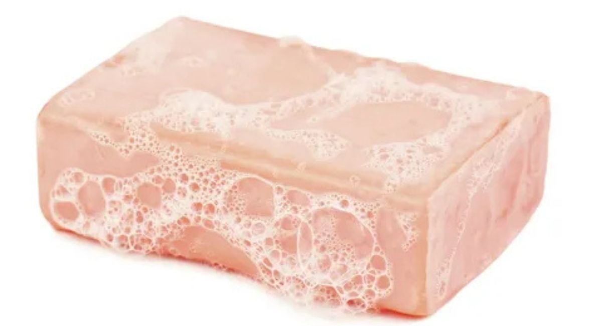 Best Soap for Yeast Infection – Natural, Safe & Effective Choice 4 signs-of-choosing-the-wrong-soap