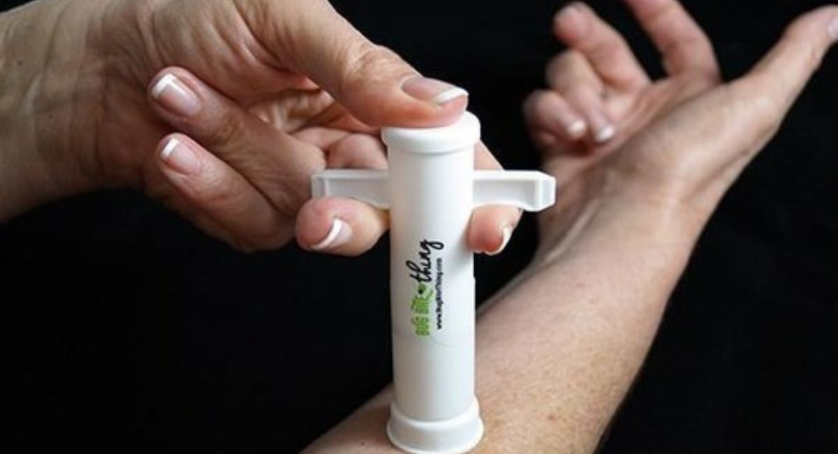 Natural Remedies for Bug Bites That Instantly Soothe Itching and Swelling 4 best-practices-healing-bug-bites