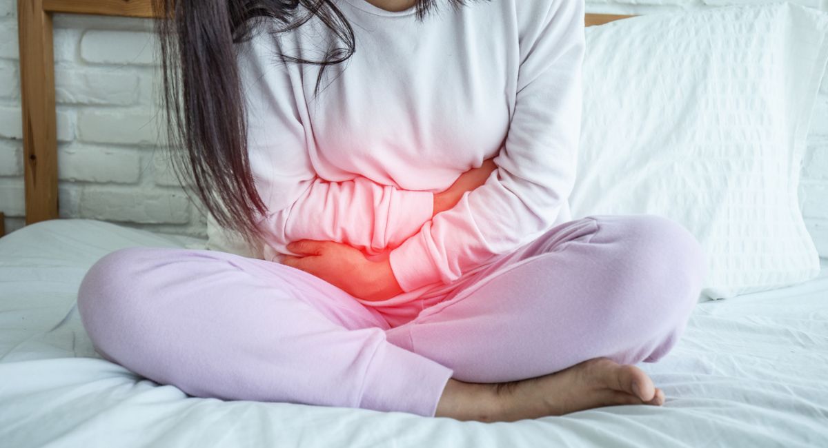 Why Does It Burn When I Pee on My Period? Doctors Explain the Real Reasons 3 hormonal-changes-affect-urination-during-menstruation