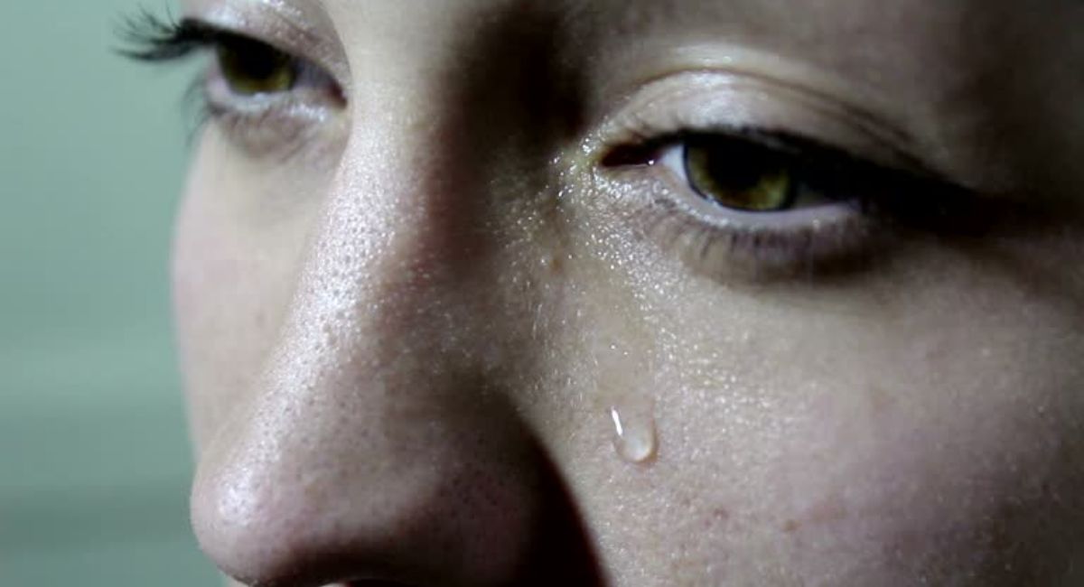 Why Does Crying Make Your Head Hurt – Causes, Relief, and When to Worry 3 how-to-relieve-a-headache-after-crying-quickly